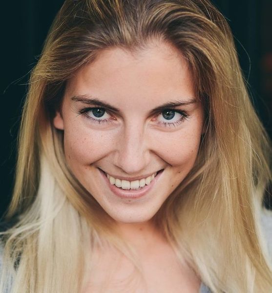 Lena F. – Schauspiel Sedcard-Foto 3 bei JustInCast