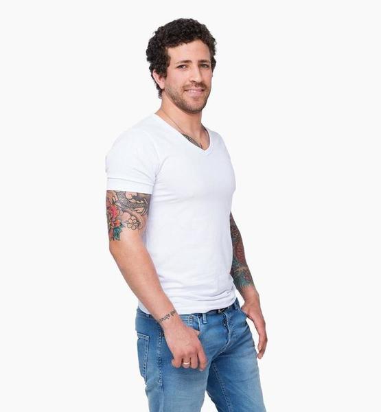 Eduardo D. – Real People Sedcard-Foto 5 bei JustInCast