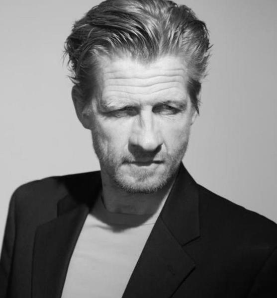 Marius M. – Schauspiel Sedcard-Foto 3 bei JustInCast