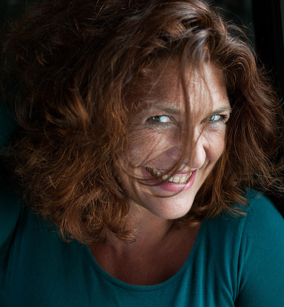 Regina S. – Schauspiel Sedcard-Foto 3 bei JustInCast