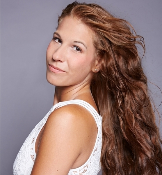Melanie M. – Schauspiel Sedcard-Foto 2 bei JustInCast
