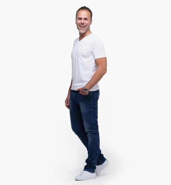 Sascha R. – Real People sedcard image 4 at JustInCast