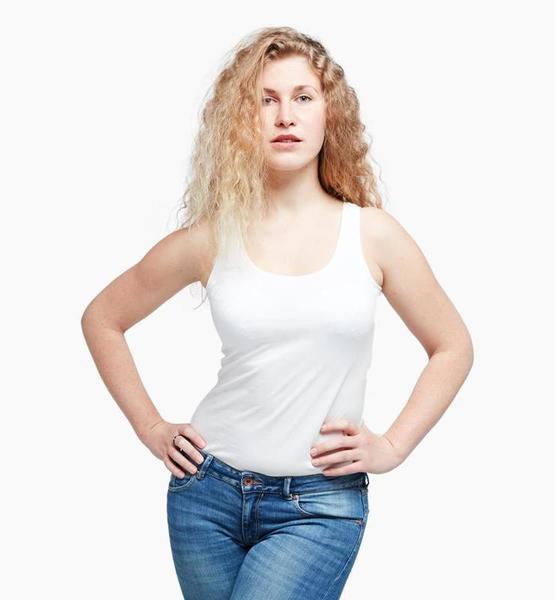 Julia G. – Real People Sedcard-Foto 2 bei JustInCast