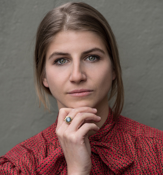 Franziska  L. – Schauspiel Sedcard-Foto 6 bei JustInCast