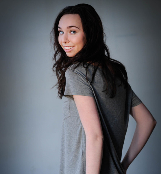 Riccarda R. – Schauspiel Sedcard-Foto 5 bei JustInCast