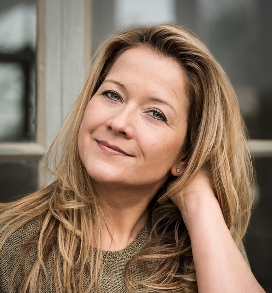 Michaela S. – Schauspiel Sedcard-Foto 4 bei JustInCast