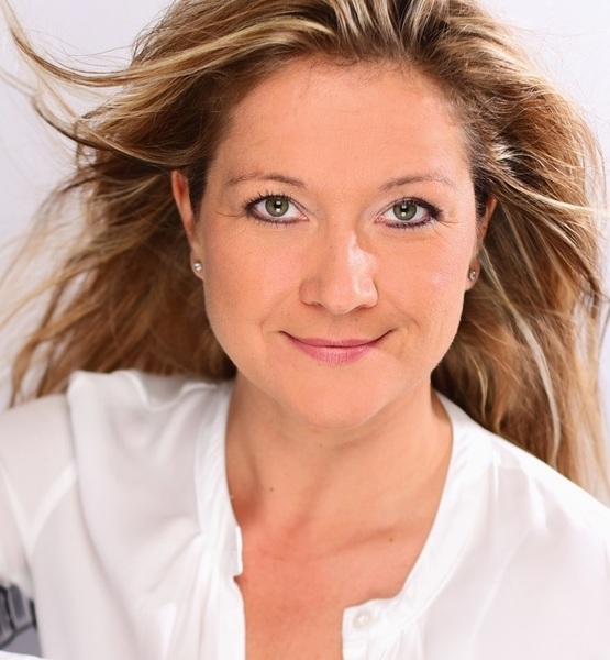 Michaela S. – Schauspiel Sedcard-Foto 5 bei JustInCast