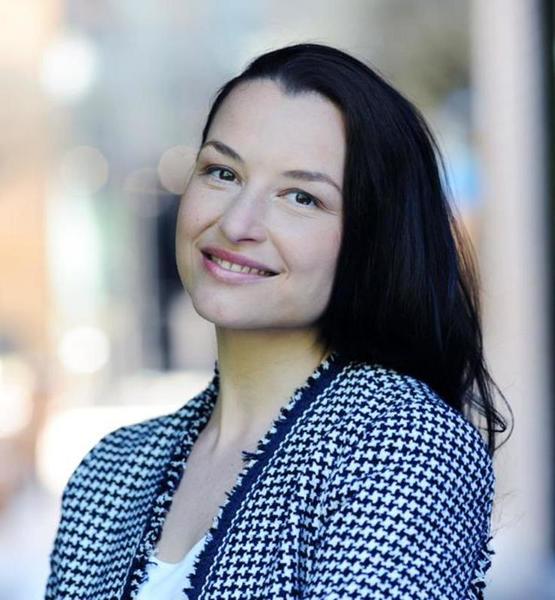 Caroline B. – Schauspiel Sedcard-Foto 3 bei JustInCast