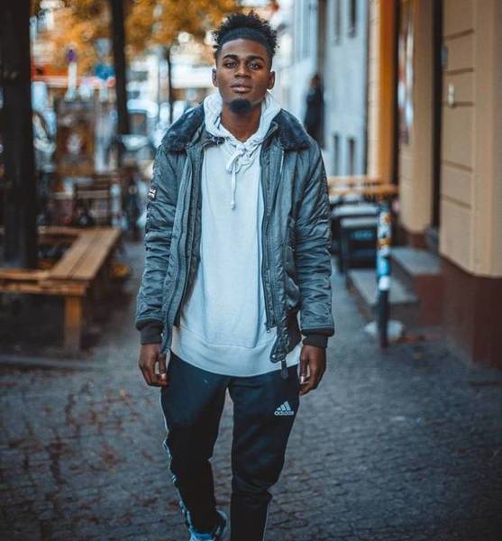 Wilfried Kevin  O. – Fashion Sedcard-Foto 5 bei JustInCast