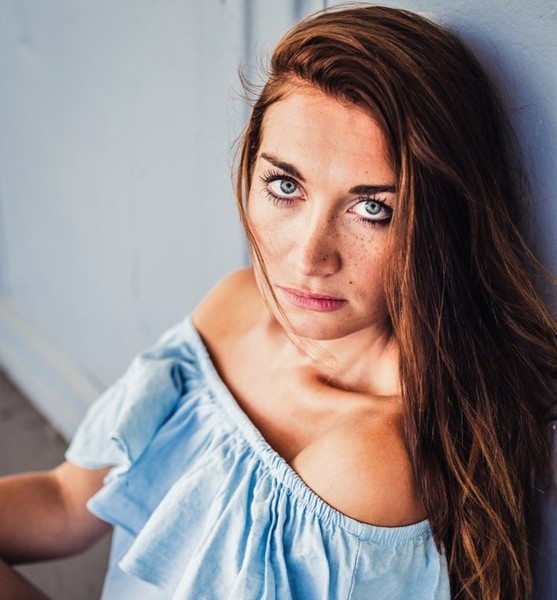 Maxine M. – Fashion Profilbild bei JustInCast