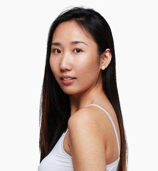 Christina L. – Real People Sedcard-Foto 3 bei JustInCast