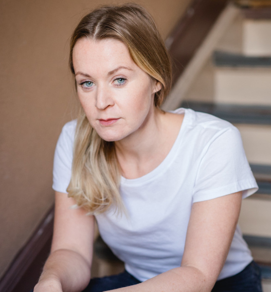 Denise H. – Schauspiel Sedcard-Foto 5 bei JustInCast