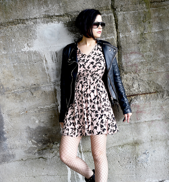 Ramona R. – Schauspiel Sedcard-Foto 5 bei JustInCast
