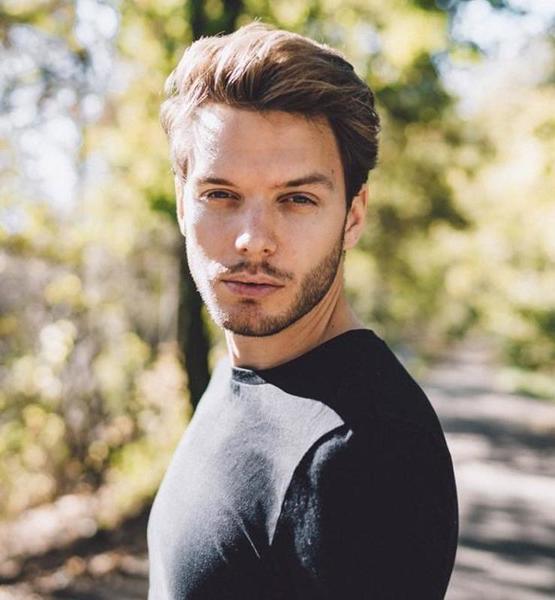 Julian S. – Fashion Sedcard-Foto 5 bei JustInCast
