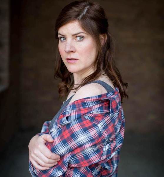 Charlotte W. – Schauspiel Sedcard-Foto 4 bei JustInCast