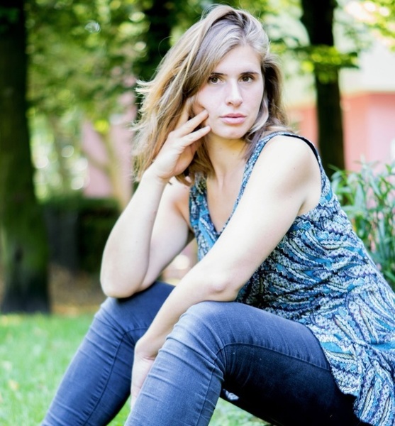 Kristina M. – Schauspiel Sedcard-Foto 4 bei JustInCast