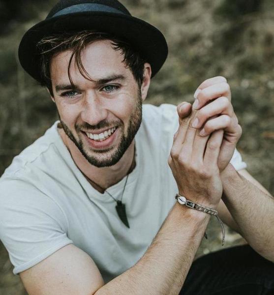 Jonas M. – Fashion Sedcard-Foto 2 bei JustInCast
