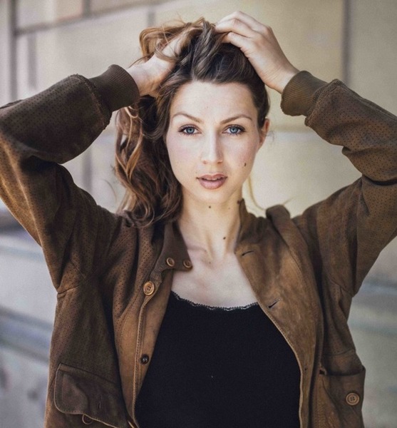 Greta I. – Schauspiel Sedcard-Foto 5 bei JustInCast