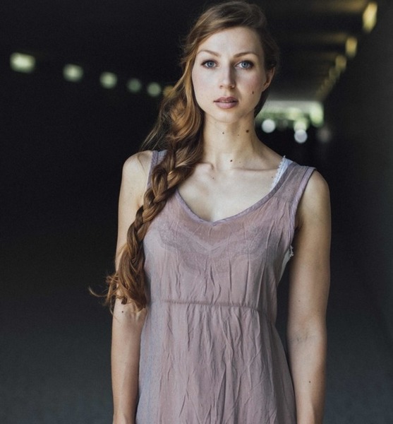 Greta I. – Schauspiel Sedcard-Foto 4 bei JustInCast