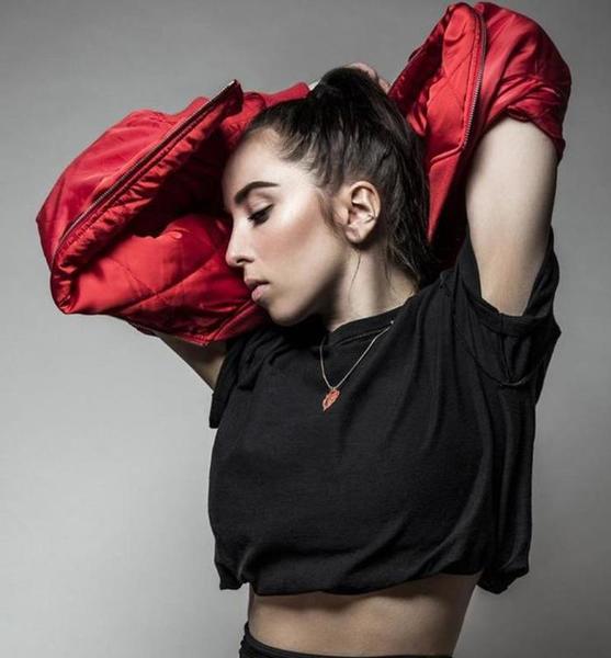 Carolin F. – Dance sedcard image 3 at JustInCast