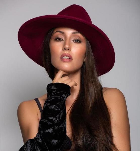 Elisabeth  J. – Fashion Profilbild bei JustInCast
