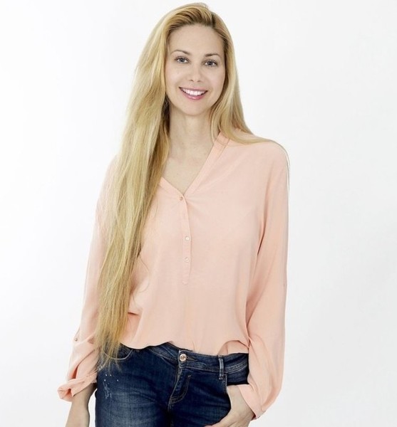 Dina B. – Schauspiel Sedcard-Foto 5 bei JustInCast