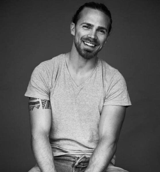 Pierre Alexander H. – Fashion Sedcard-Foto 4 bei JustInCast