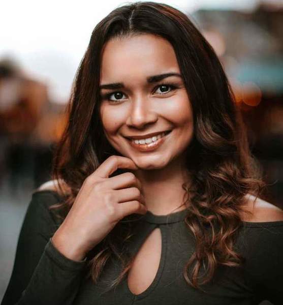 Lourdes S. – Acting sedcard image 4 at JustInCast