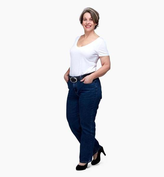 Elisabeth V. – Fashion Sedcard-Foto 5 bei JustInCast