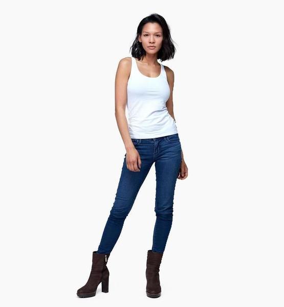 Martina  W. – Real People Sedcard-Foto 4 bei JustInCast