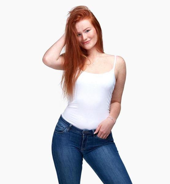 Victoria M. – Fashion Sedcard-Foto 5 bei JustInCast