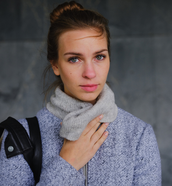 Louisa H. – Schauspiel Sedcard-Foto 3 bei JustInCast