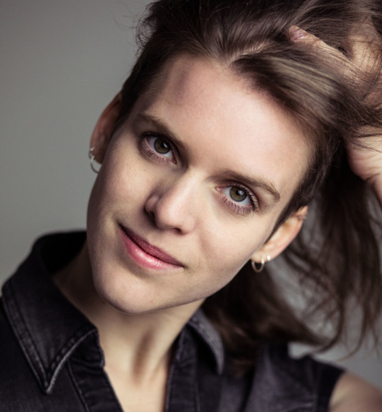 Inka W. – Schauspiel Sedcard-Foto 3 bei JustInCast