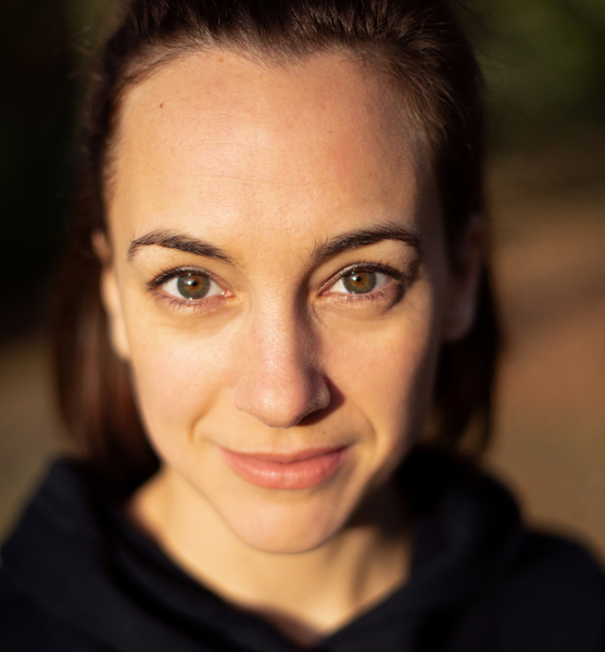 Ramona  S. – Schauspiel Sedcard-Foto 5 bei JustInCast