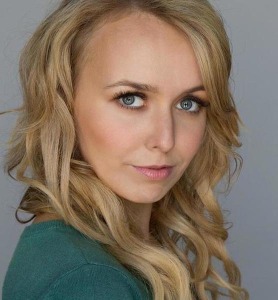 Claudia M. – Schauspiel Sedcard-Foto 4 bei JustInCast