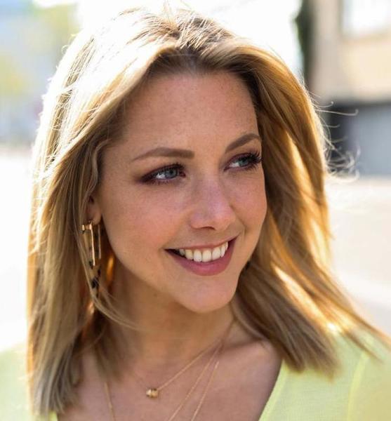 Jessica T. – Tanz Sedcard-Foto 4 bei JustInCast