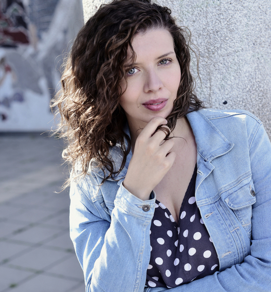 Kristina K. – Schauspiel Sedcard-Foto 2 bei JustInCast