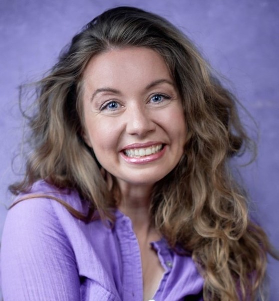 Leoni B. – Schauspiel Sedcard-Foto 4 bei JustInCast