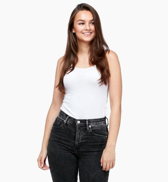 Sina K. – Fashion Sedcard-Foto 7 bei JustInCast