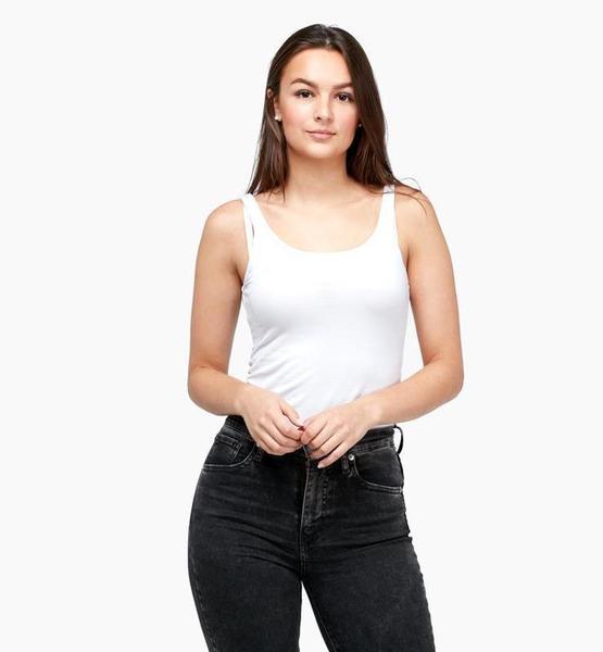 Sina K. – Fashion Sedcard-Foto 9 bei JustInCast