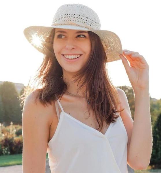 Elisa Valentina K. – Fashion Profilbild bei JustInCast