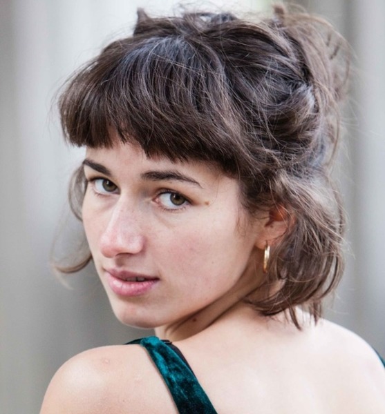 Pia Louise J. – Schauspiel Sedcard-Foto 2 bei JustInCast