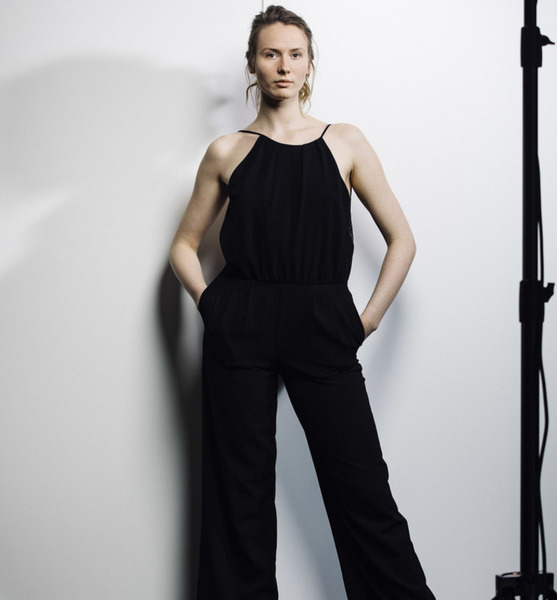 Ingalisa S. – Schauspiel Sedcard-Foto 4 bei JustInCast