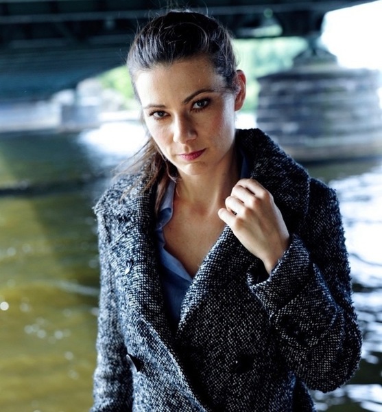 Sandra Maria F. – Schauspiel Sedcard-Foto 2 bei JustInCast