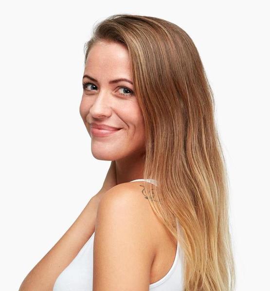 Laura C. – Real People Sedcard-Foto 5 bei JustInCast