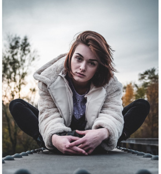 Lilian-Felicitas P. – Schauspiel Sedcard-Foto 4 bei JustInCast