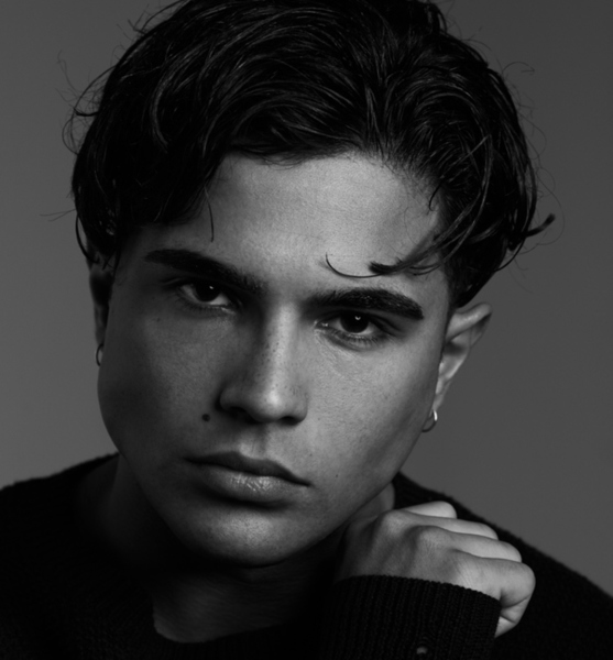Alexander  M. – Fashion Sedcard-Foto 3 bei JustInCast
