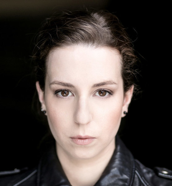 Bianca I. – Schauspiel Sedcard-Foto 4 bei JustInCast