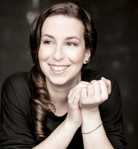 Bianca I. – Schauspiel Sedcard-Foto 3 bei JustInCast