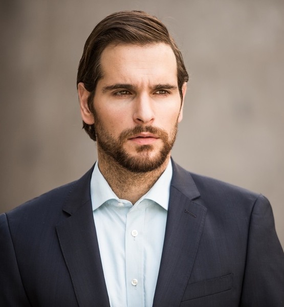 Yannic B. – Schauspiel Sedcard-Foto 2 bei JustInCast